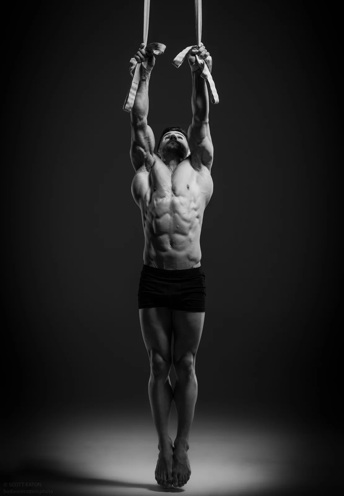 Professional Acrobats in Edinburgh for Events